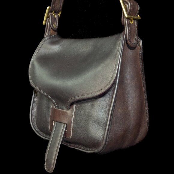 Coach Handbags - COACH Vintage New York Courier Bonnie Saddle Shoulder Bag Made in USA